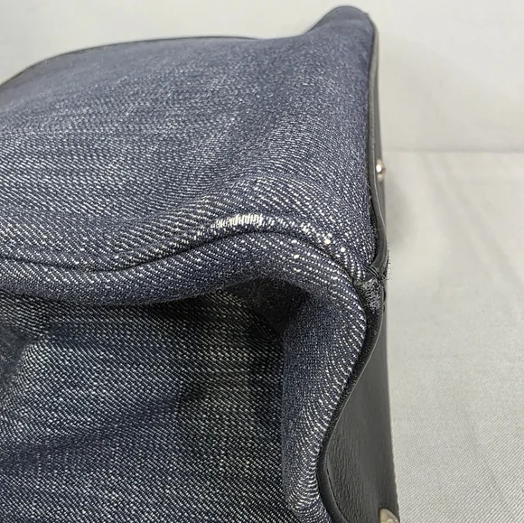 ✨️FENDI 3 Jours Tote Bag - Picture 9 of 16